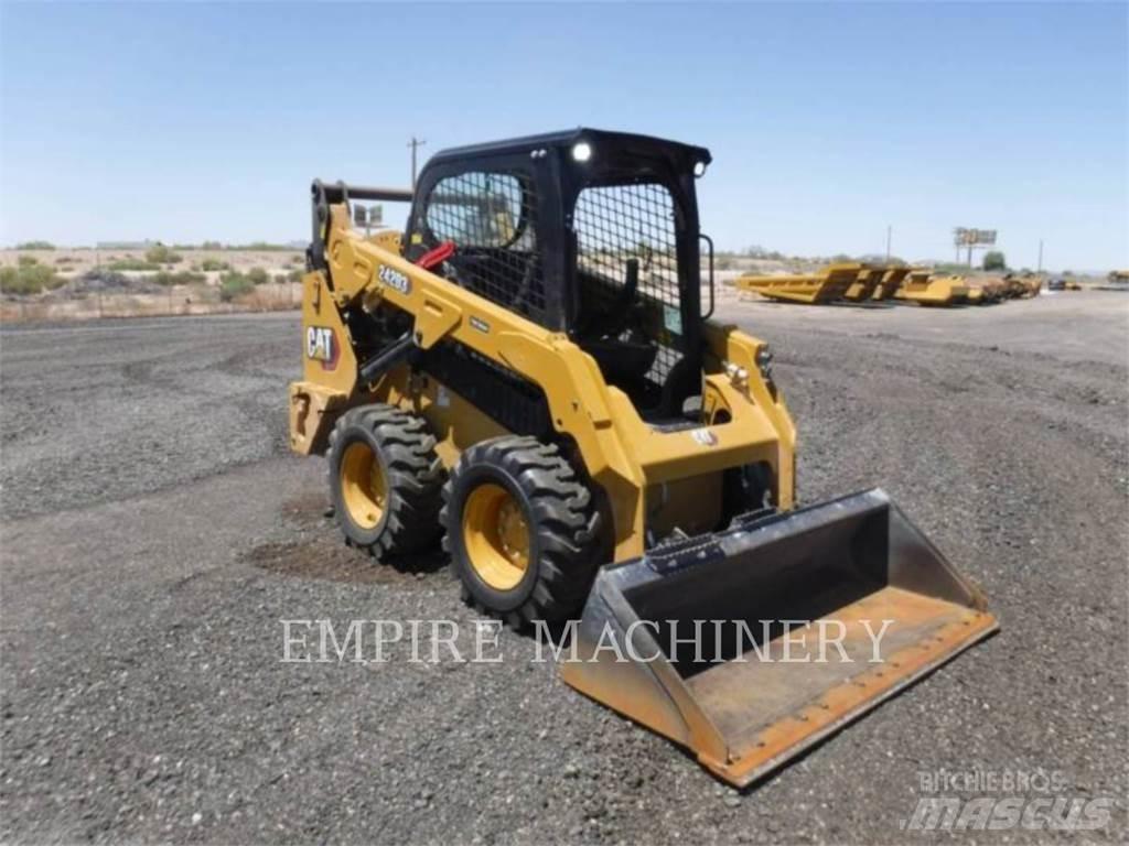 CAT 242D3 Skid steer mini utovarivači