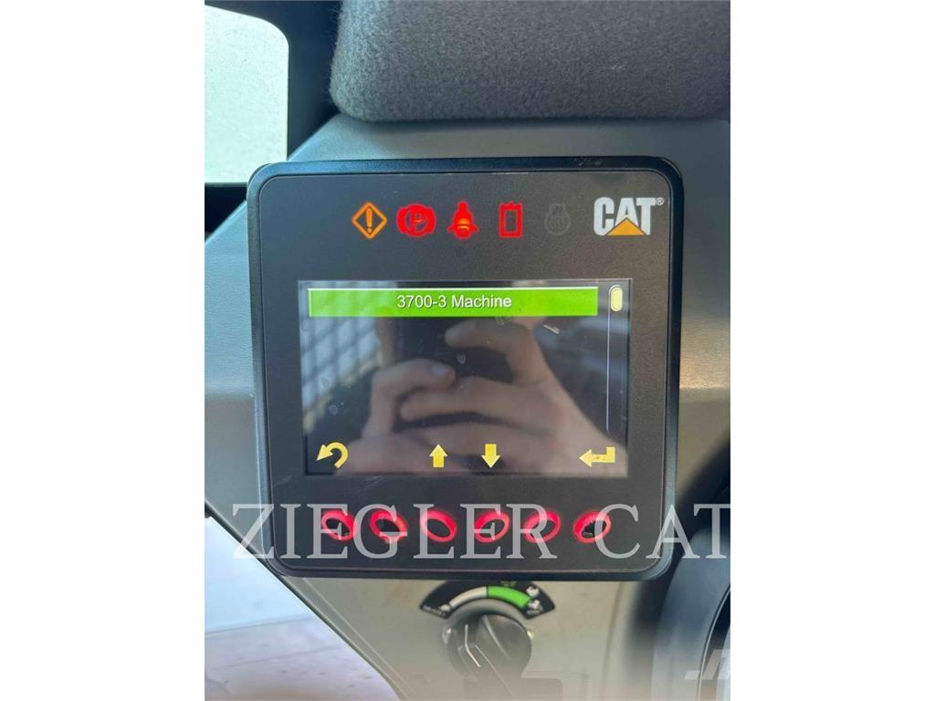 CAT 242D3 Skid steer mini utovarivači