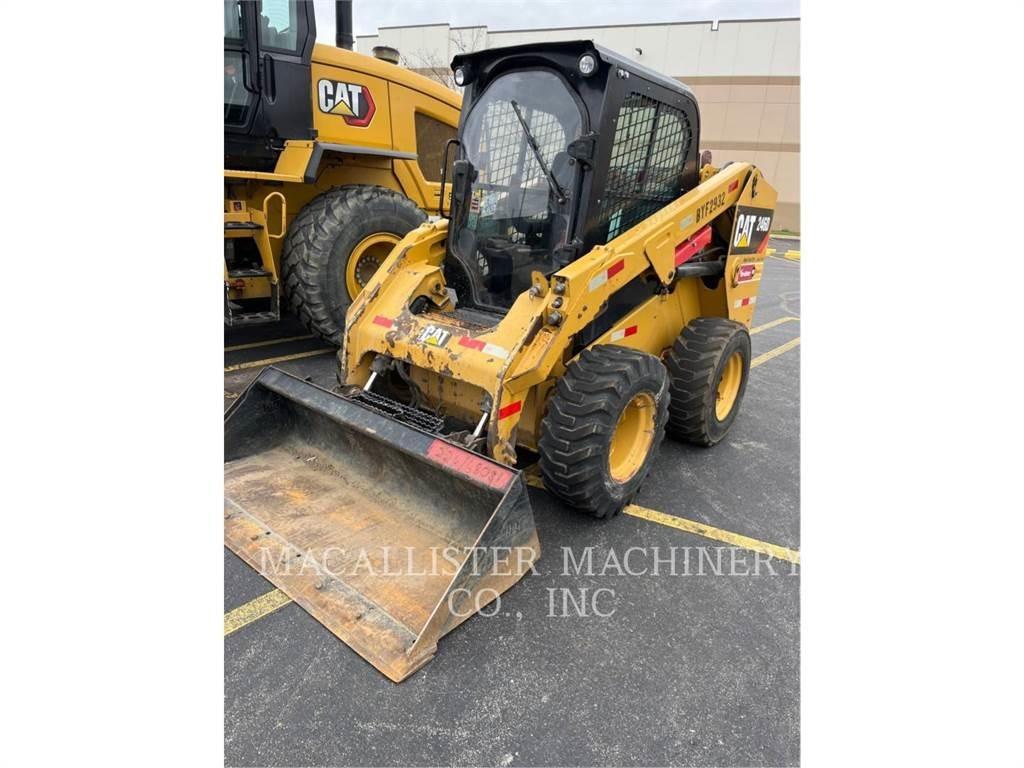 CAT 246D Skid steer mini utovarivači