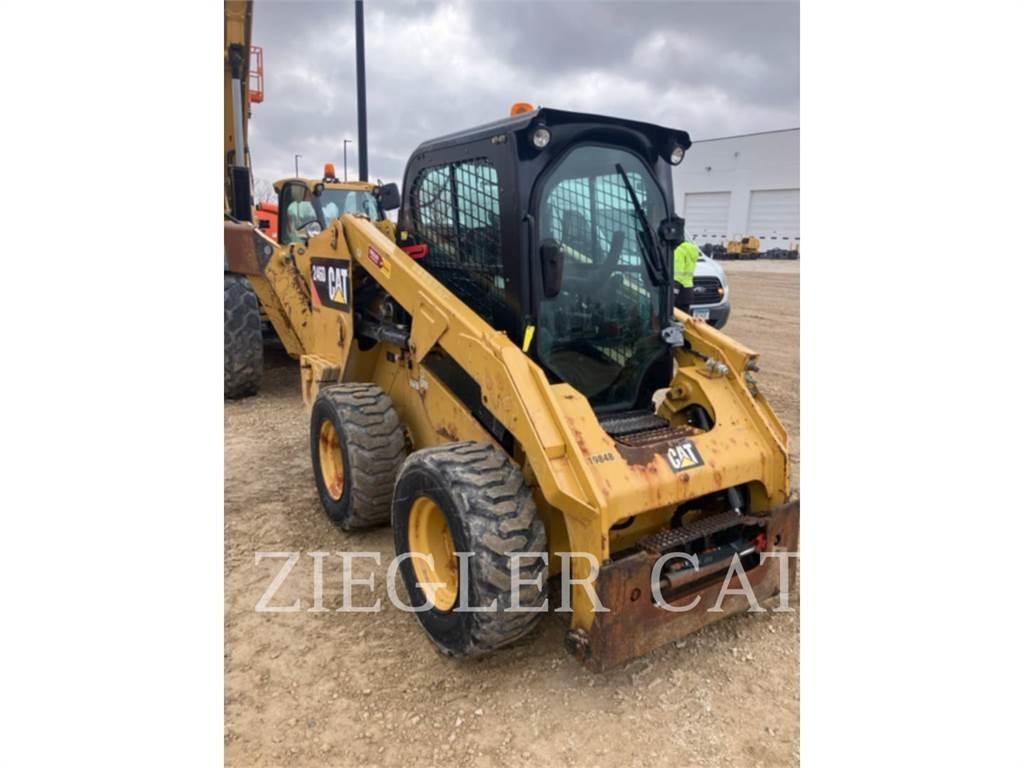 CAT 246D Skid steer mini utovarivači