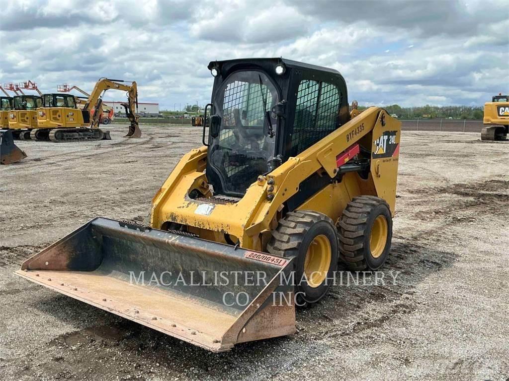 CAT 246D Skid steer mini utovarivači