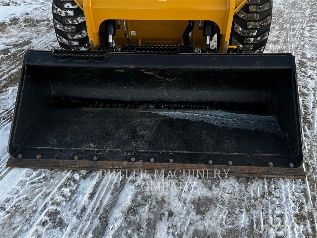 CAT 246D3 Skid steer mini utovarivači