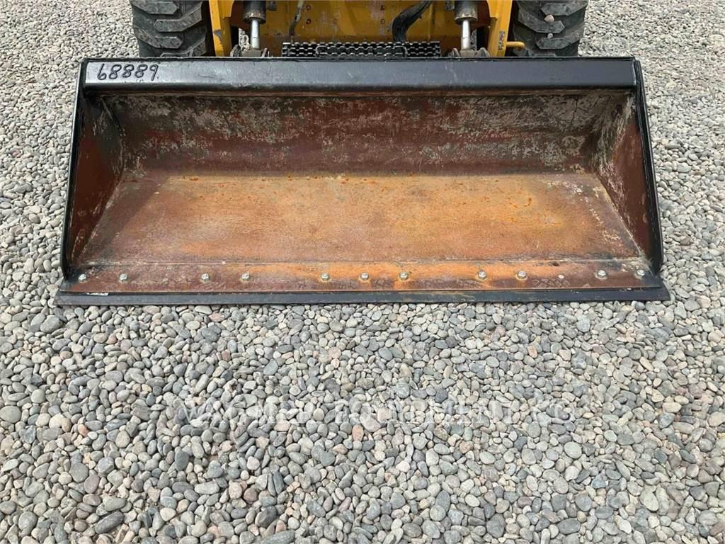 CAT 246D3 Skid steer mini utovarivači