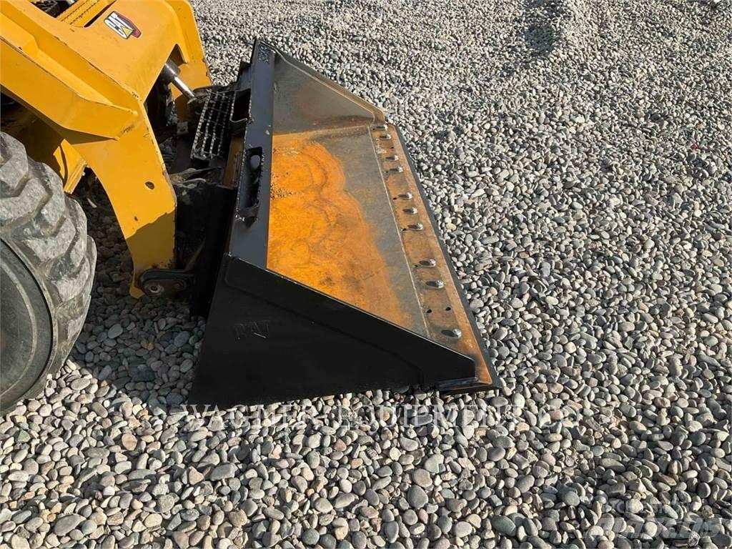 CAT 246D3 Skid steer mini utovarivači