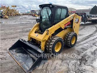 CAT 246D3 C3H2 Skid steer mini utovarivači