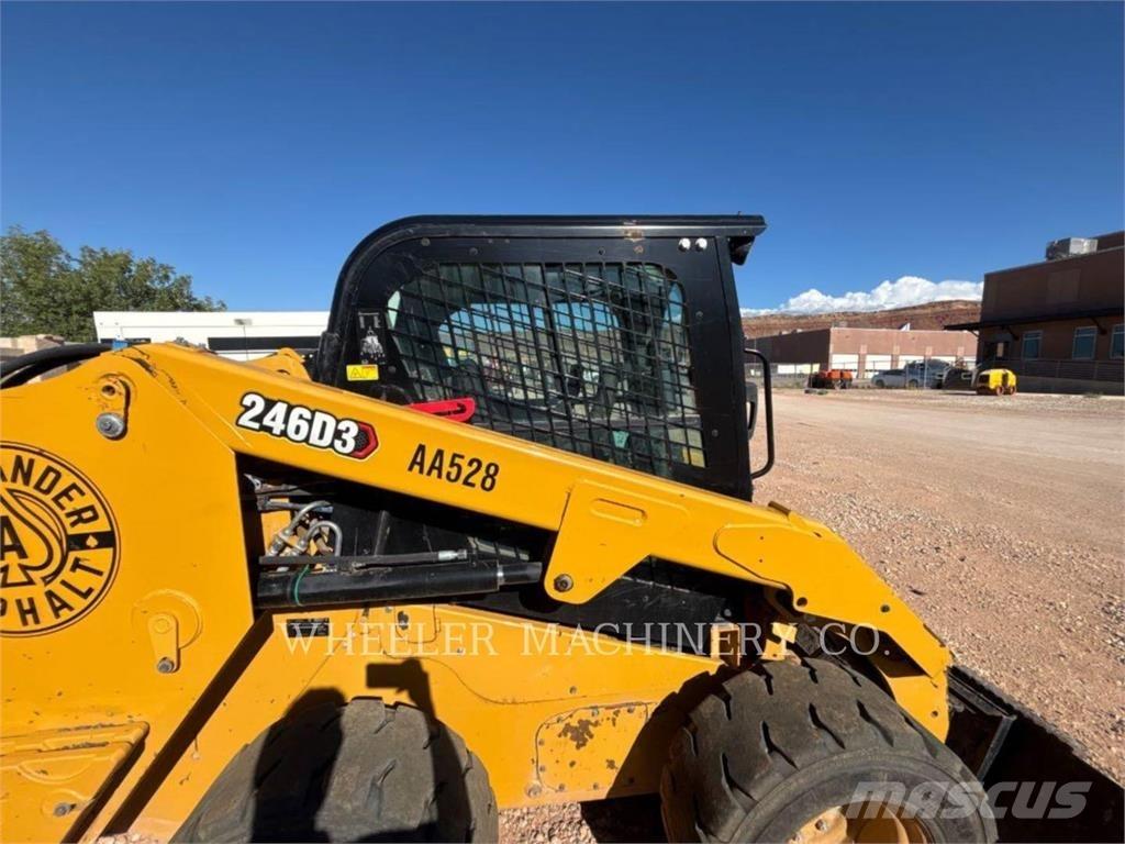 CAT 246D3 C3H2 Skid steer mini utovarivači