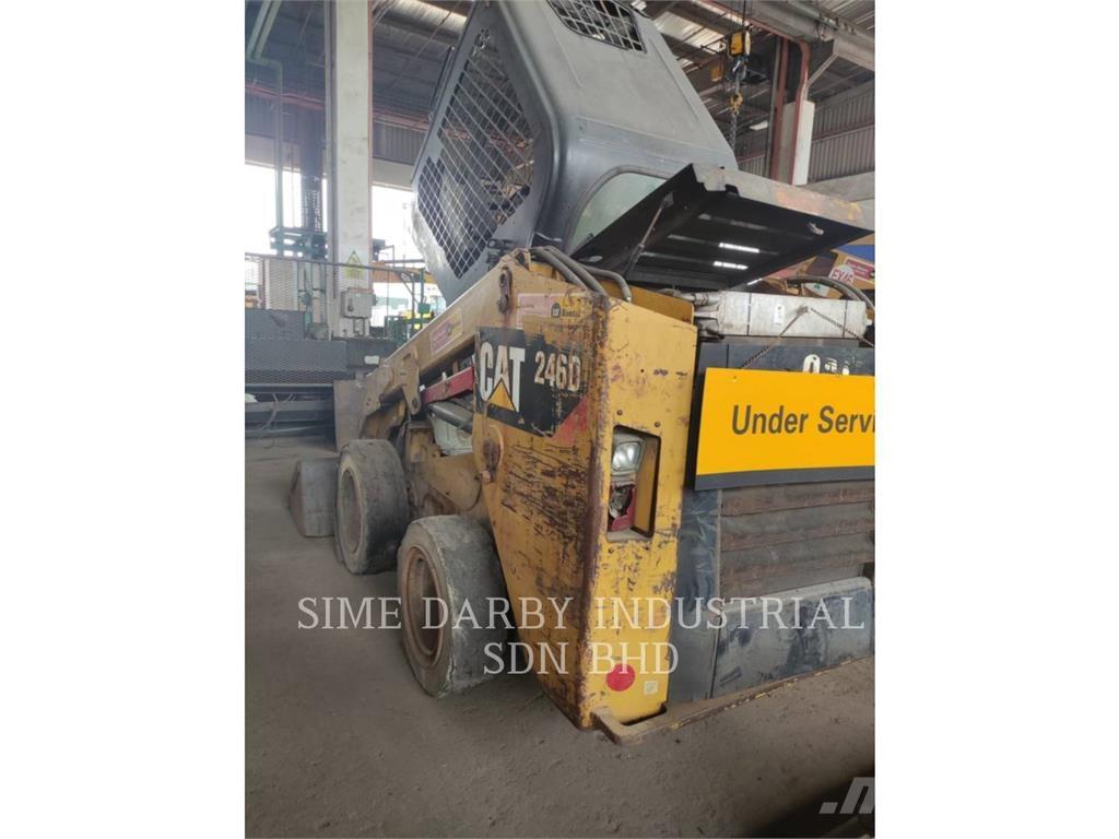 CAT 246DLRC Skid steer mini utovarivači