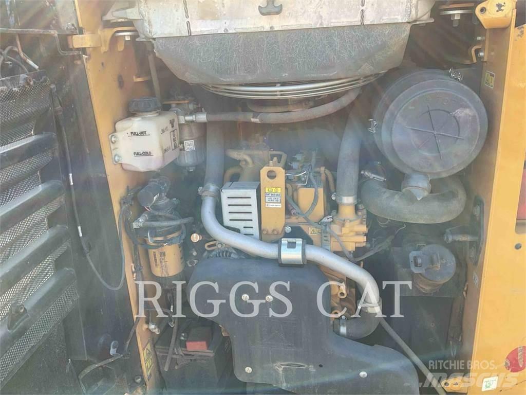 CAT 259D Skid steer mini utovarivači