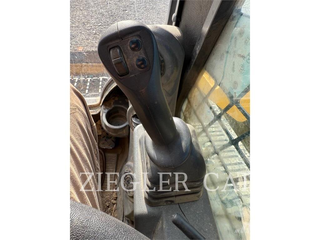 CAT 259D3 Utovarivaču guseničara