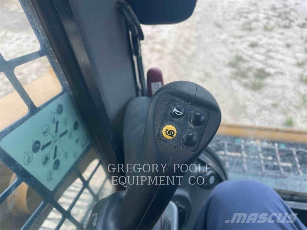 CAT 259D3 Utovarivaču guseničara