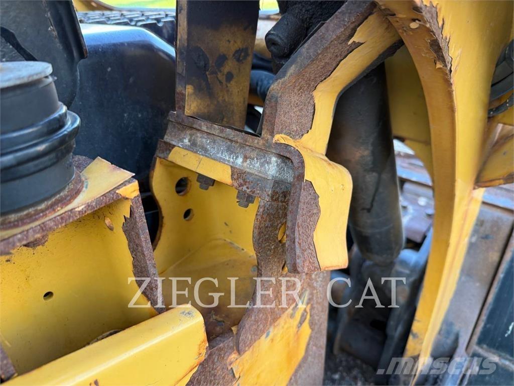 CAT 259D3 Utovarivaču guseničara