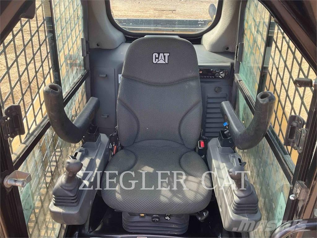 CAT 259D3 Utovarivaču guseničara