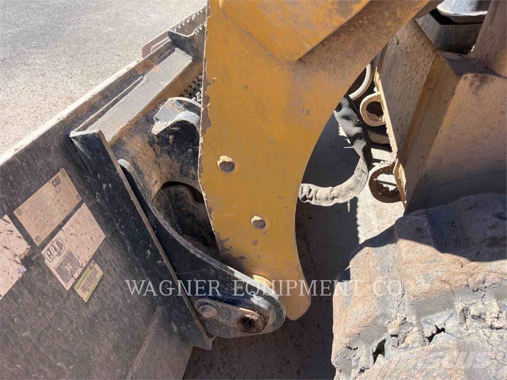 CAT 259D3 Utovarivaču guseničara