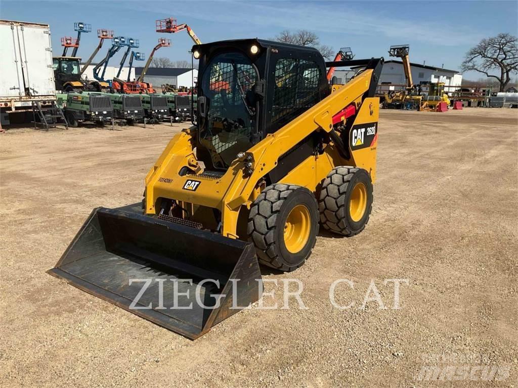 CAT 262D Skid steer mini utovarivači