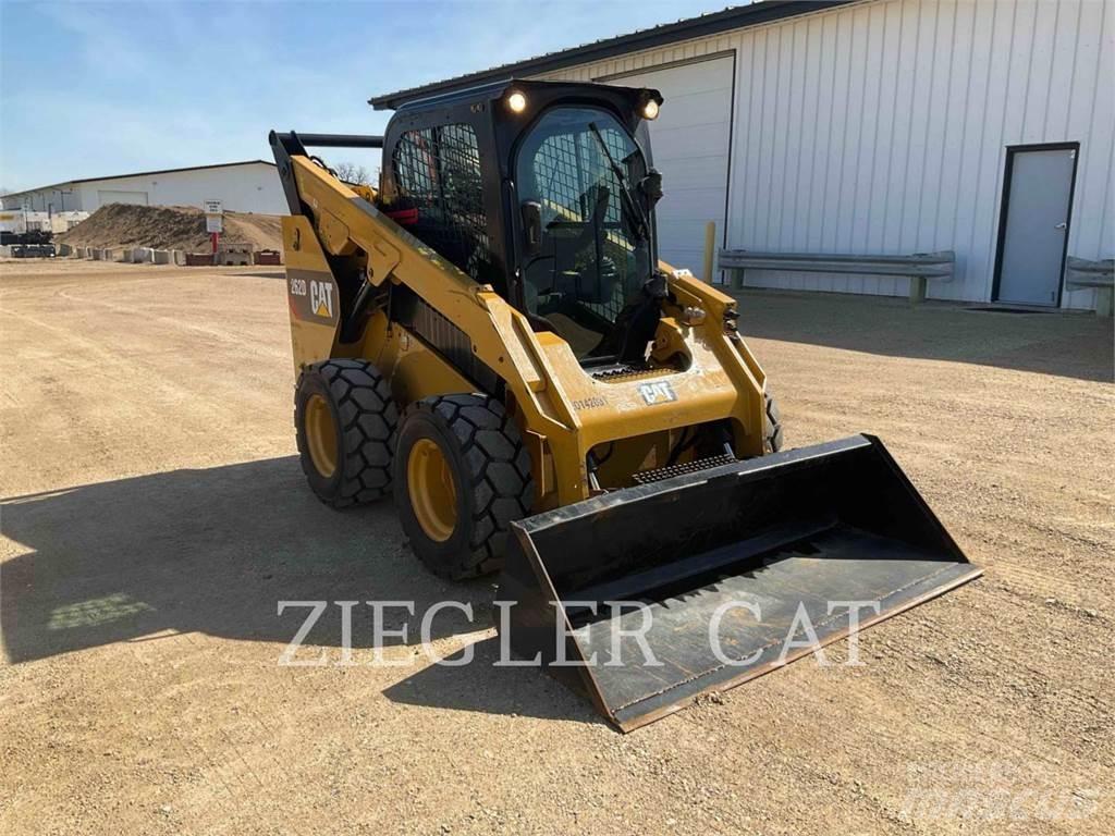 CAT 262D Skid steer mini utovarivači