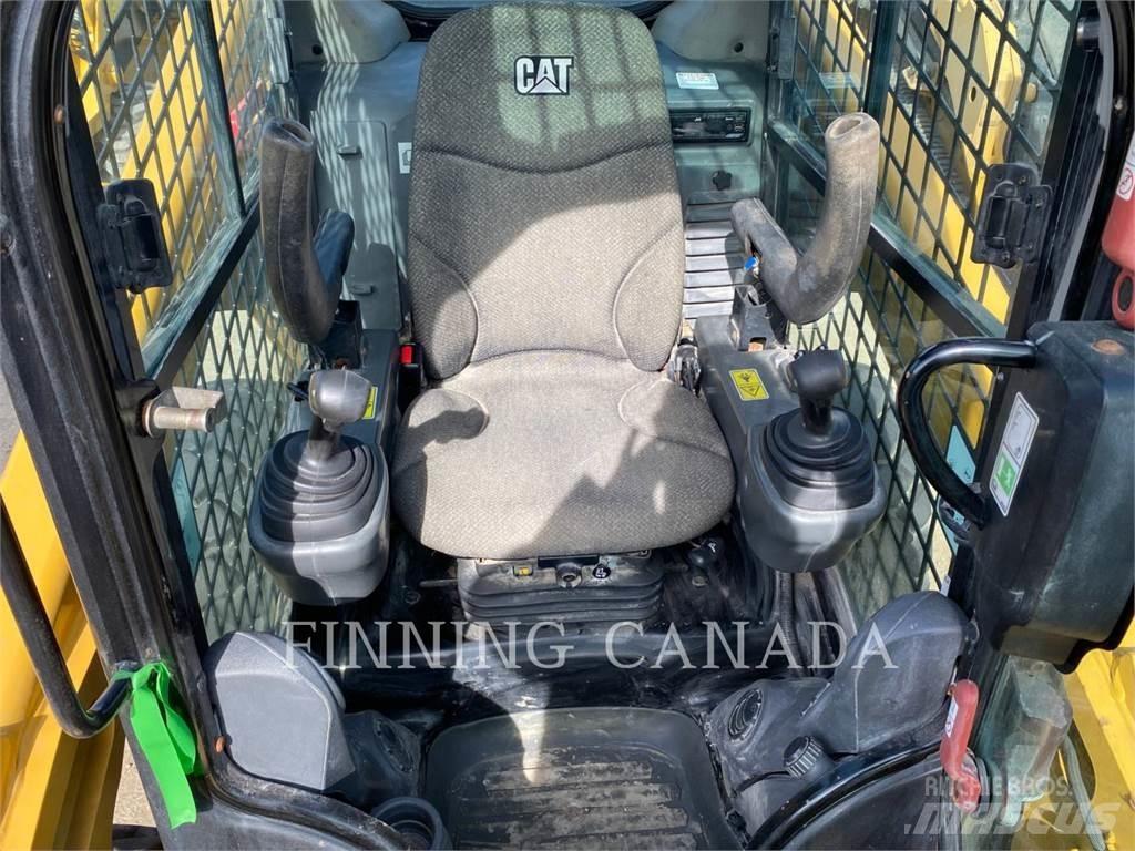 CAT 262D Skid steer mini utovarivači