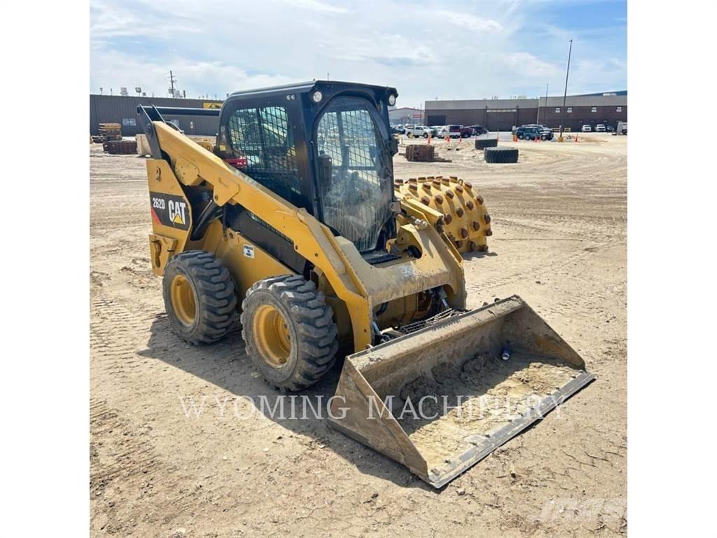 CAT 262D Skid steer mini utovarivači