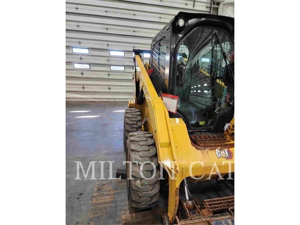 CAT 262D 3 Skid steer mini utovarivači