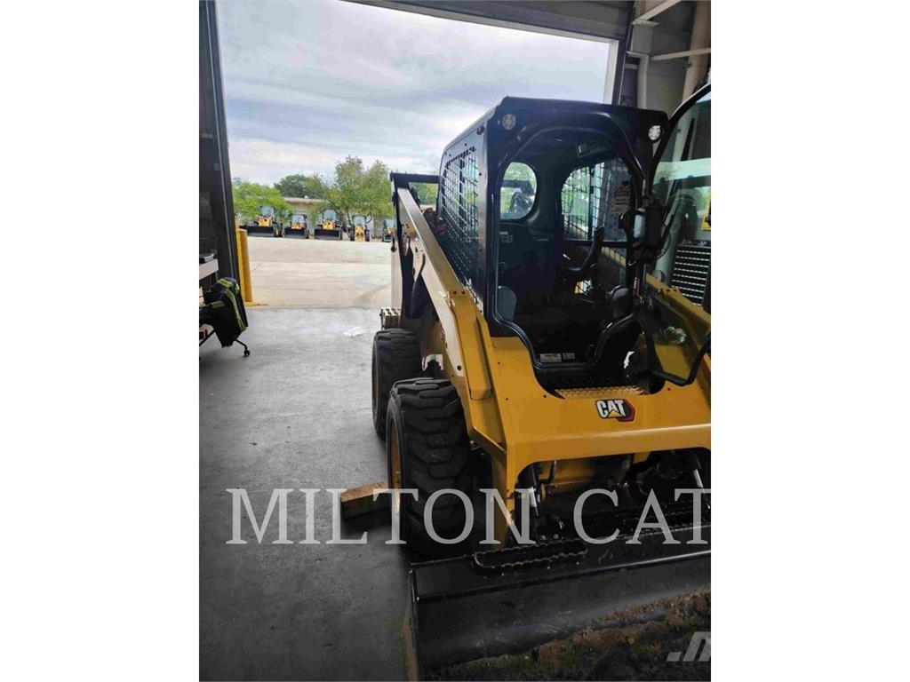 CAT 262D 3 Skid steer mini utovarivači