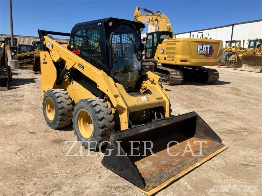 CAT 262D3 Skid steer mini utovarivači