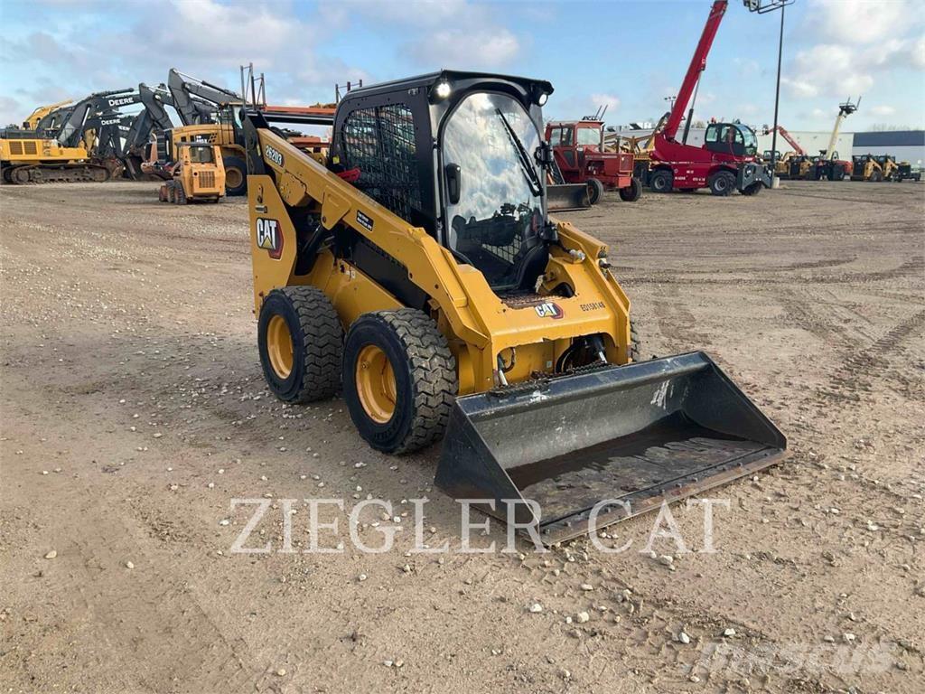 CAT 262D3 Skid steer mini utovarivači