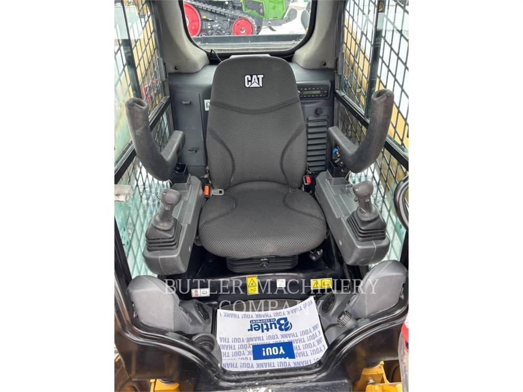 CAT 262D3 C3H3 Skid steer mini utovarivači