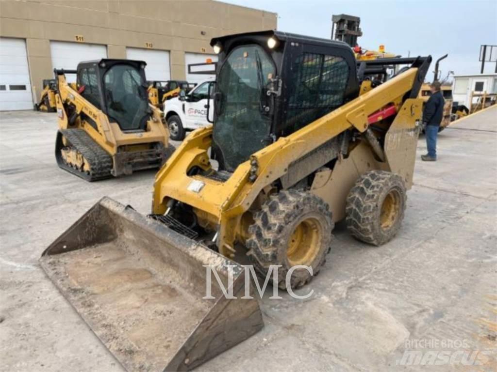 CAT 272D2 Skid steer mini utovarivači