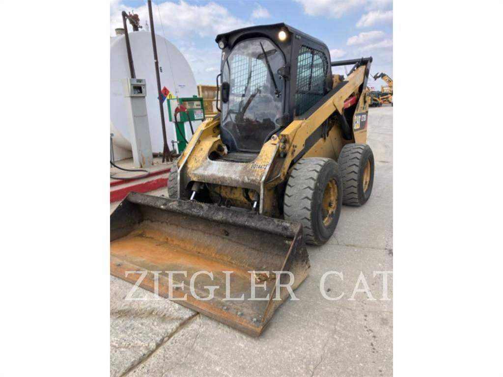CAT 272D2 Skid steer mini utovarivači