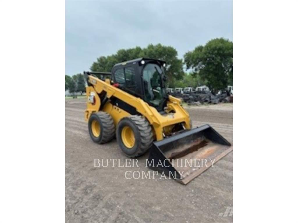 CAT 272D3 Skid steer mini utovarivači