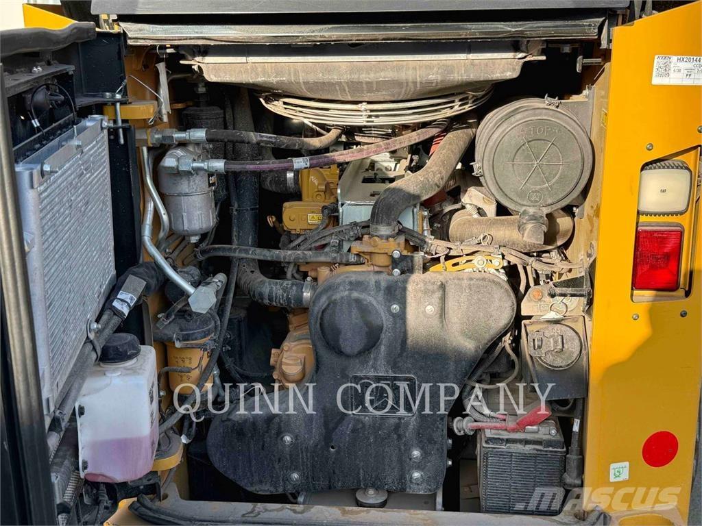 CAT 272D3 Skid steer mini utovarivači