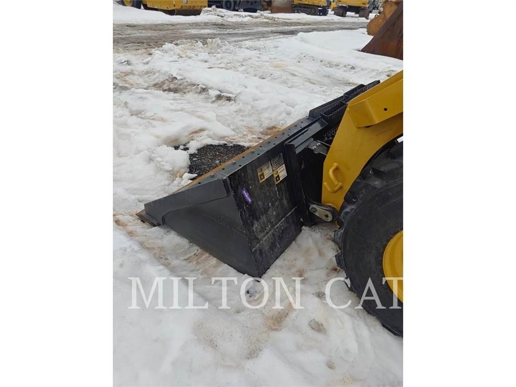 CAT 272D3XE Skid steer mini utovarivači