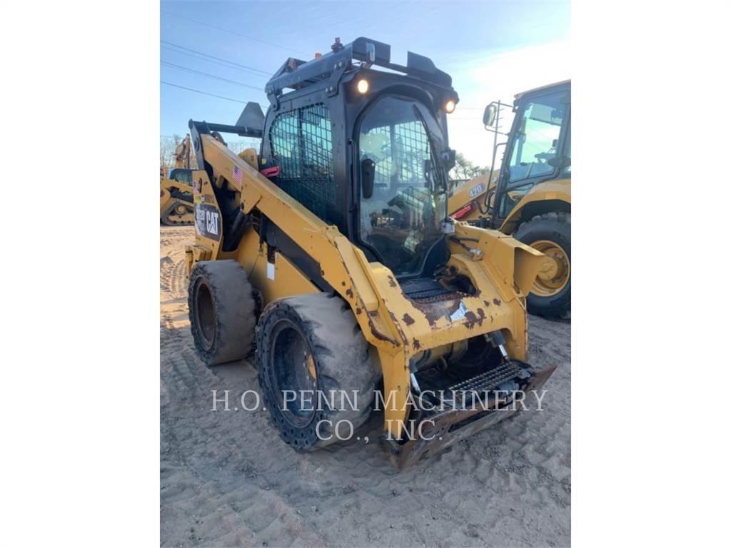CAT 272DXHP Skid steer mini utovarivači