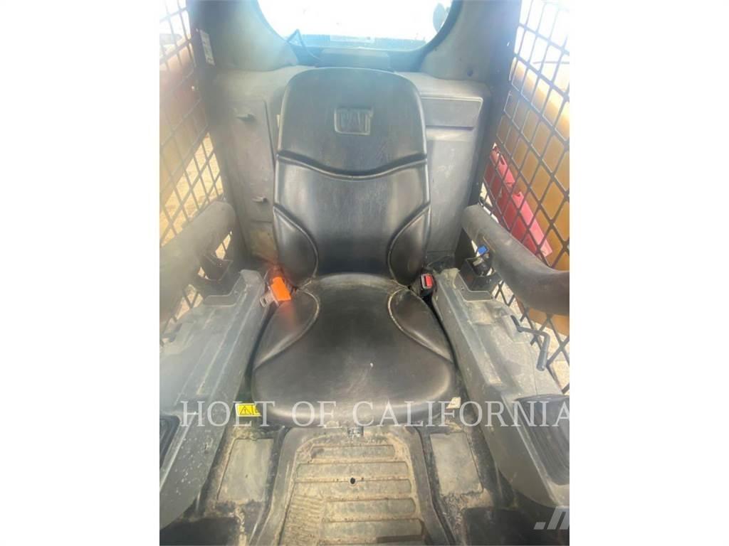 CAT 279 HF Skid steer mini utovarivači
