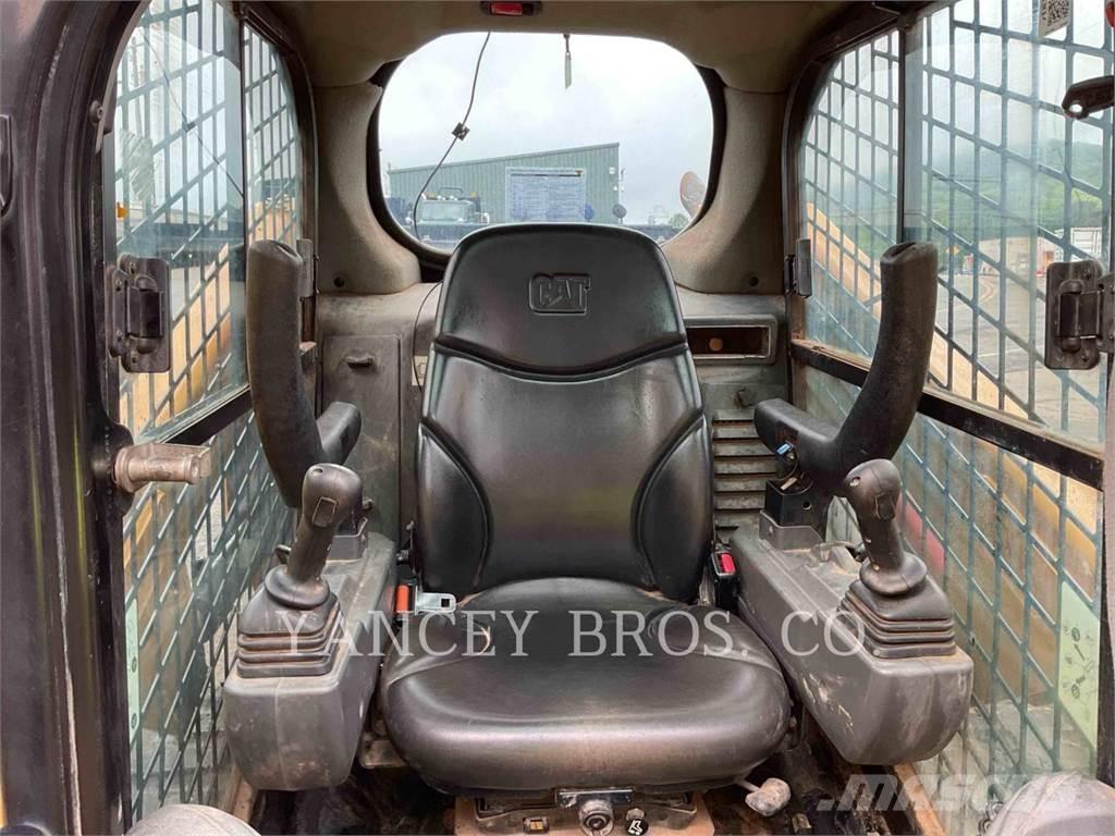 CAT 279D3 HF Skid steer mini utovarivači