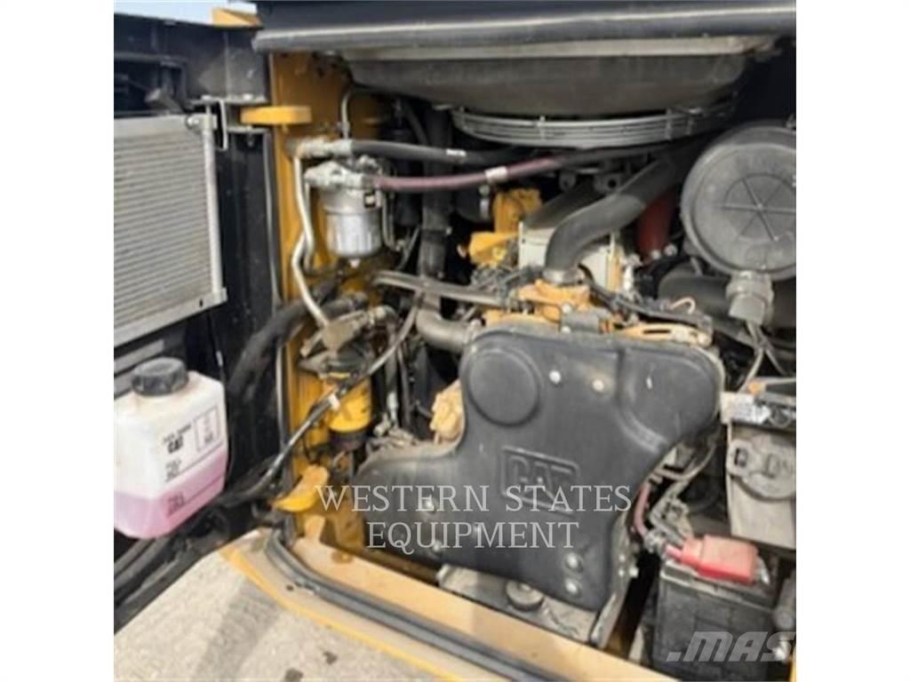 CAT 299D3 Skid steer mini utovarivači