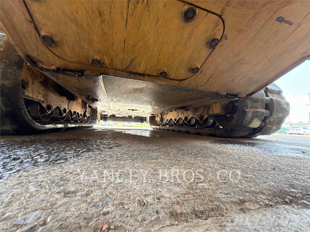 CAT 299D3XE Buldožeri guseničari