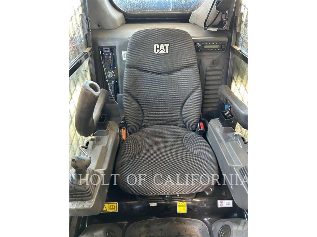 CAT 299D3XE Skid steer mini utovarivači