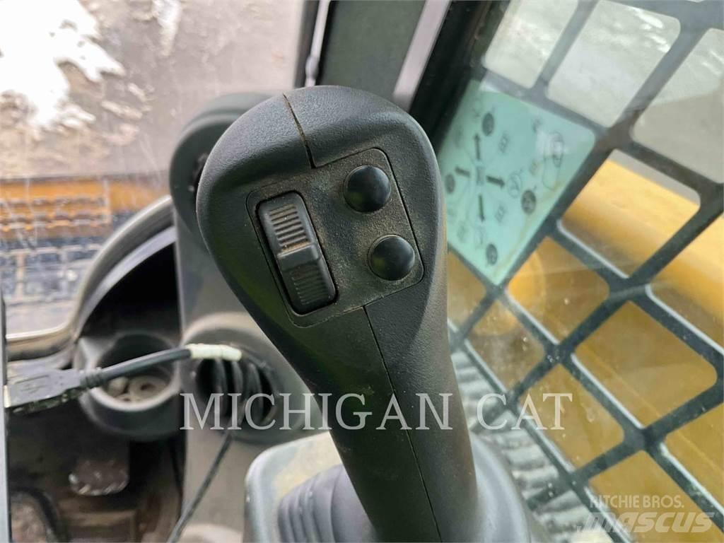 CAT 299D3XE D2AQBR Skid steer mini utovarivači