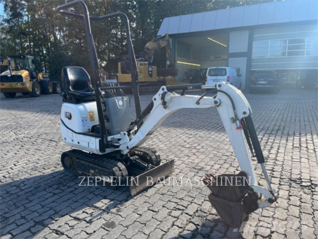 CAT 300.9D Bageri guseničari