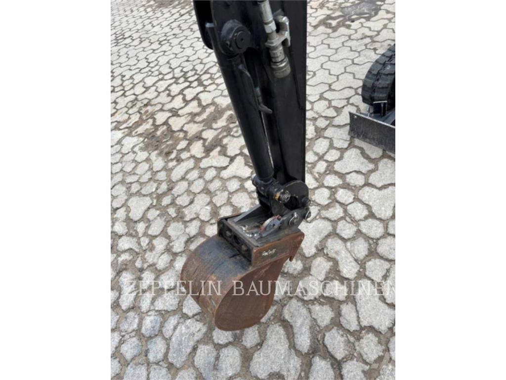 CAT 300.9D Bageri guseničari