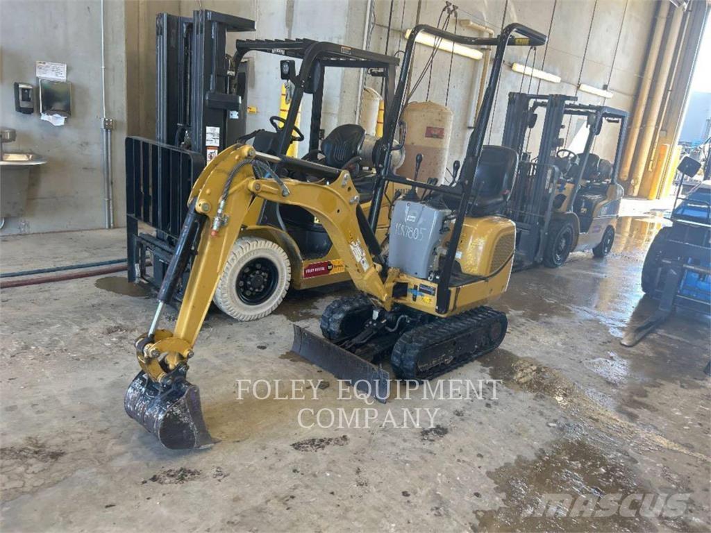 CAT 300.9DSO Bageri guseničari