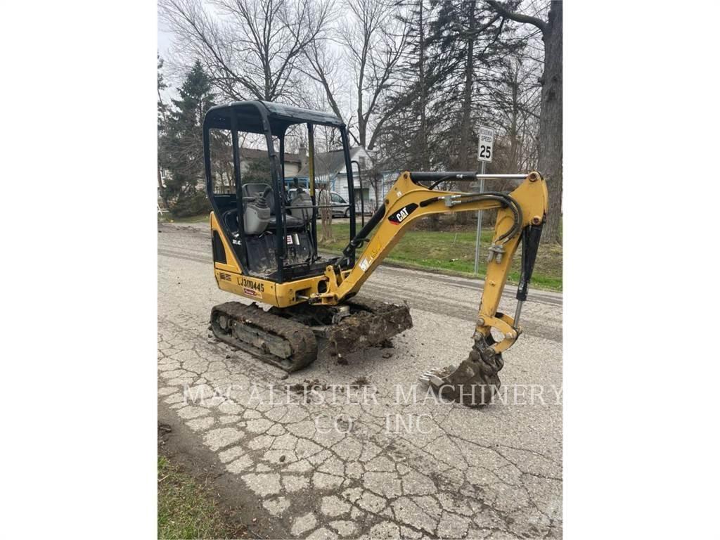 CAT 301.4C Bageri guseničari