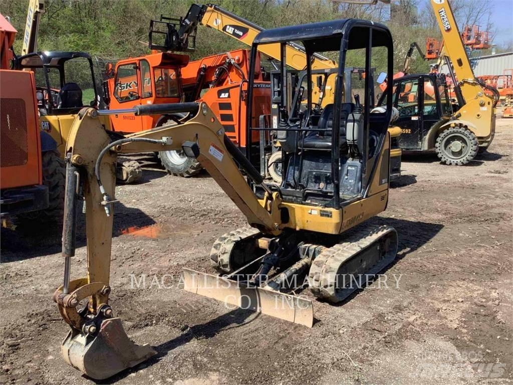 CAT 301.4C Bageri guseničari