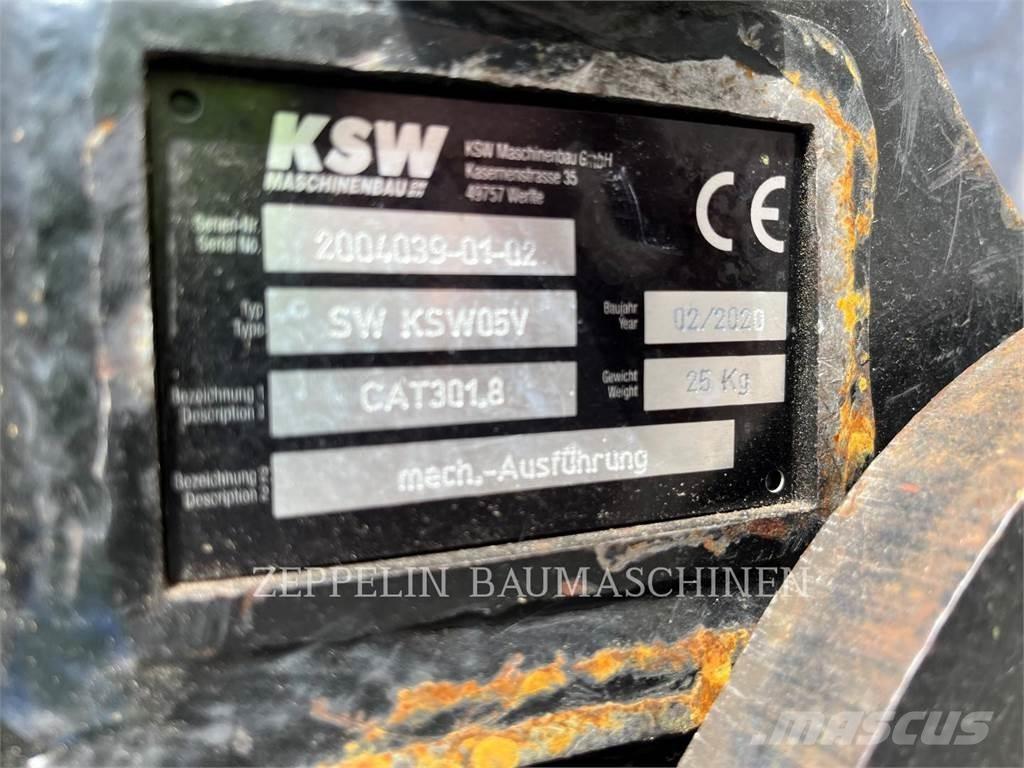 CAT 301.6-05A Bageri guseničari
