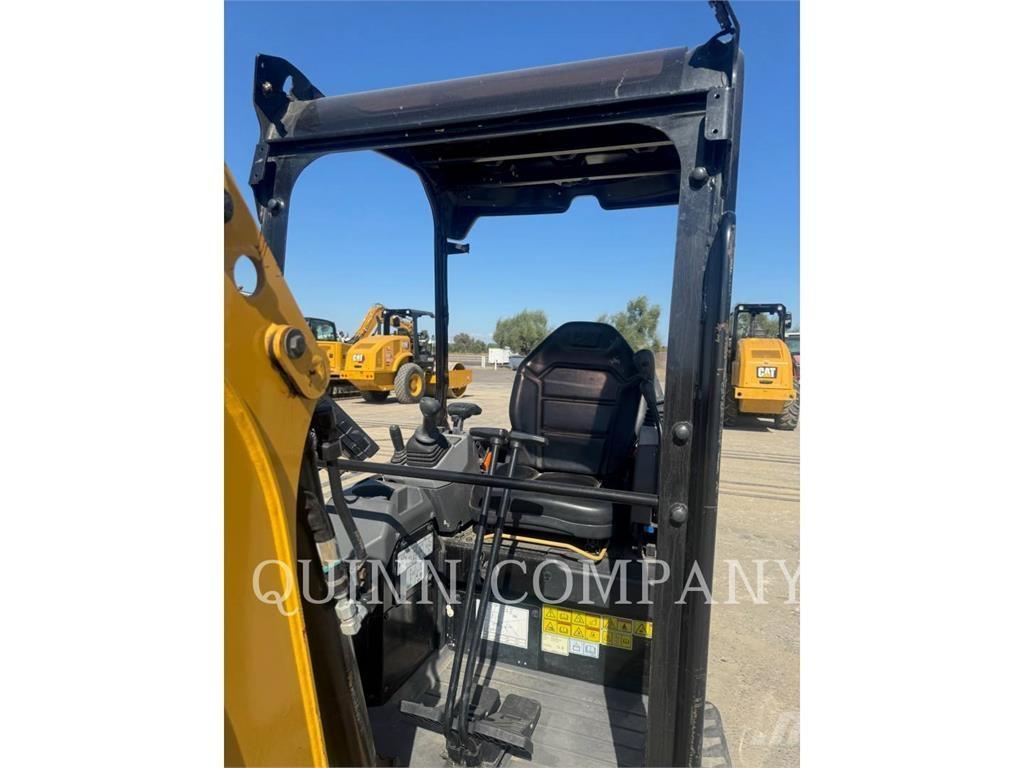 CAT 301.7 Bageri guseničari