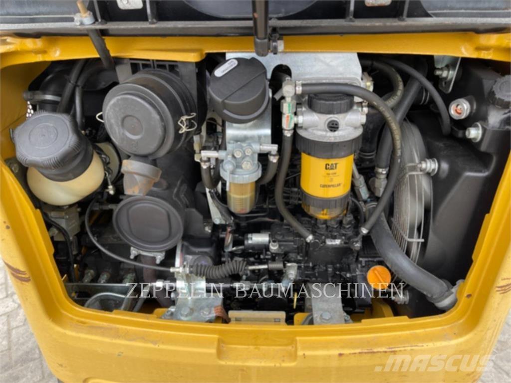 CAT 301.7D Bageri guseničari