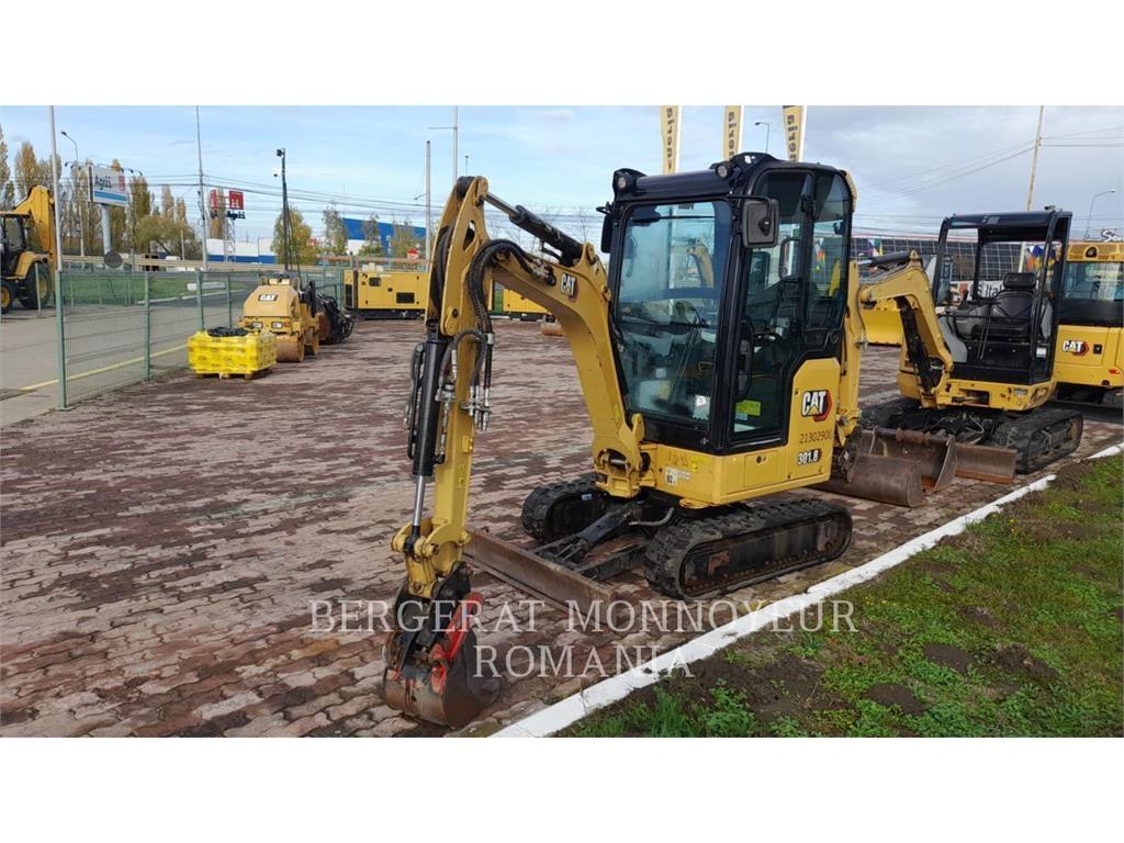 CAT 301.8-05 Bageri guseničari