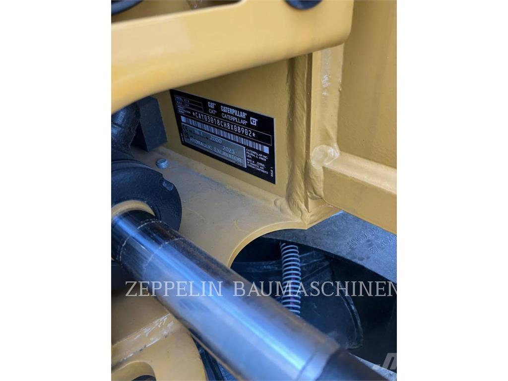 CAT 301.8-05A Bageri guseničari