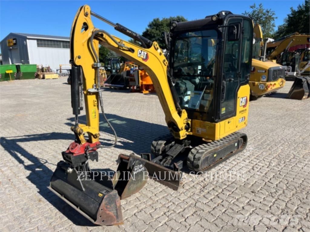 CAT 301.8-05A Bageri guseničari