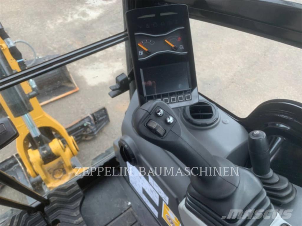 CAT 301.8-05A Bageri guseničari